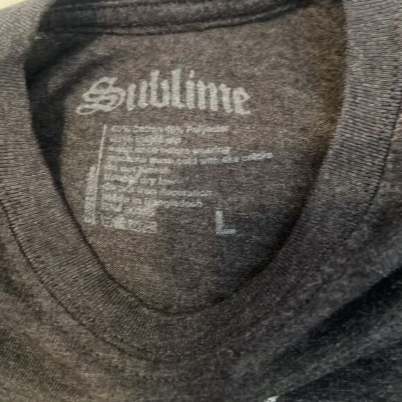 Sublime Graphic men’s size large short sleeve distressed T-shirt EUC - Picture 4 of 6